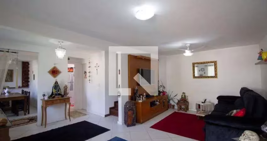 Casa / sobrado em condomínio para aluguel - vargem pequena, 3 quartos,  400 m² - rio de janeiro