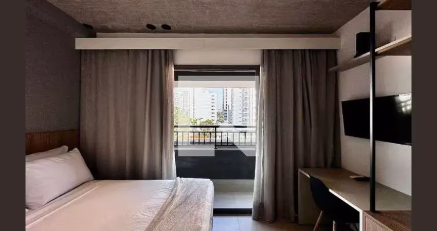 Kitnet / Stúdio para alugar na Avenida Santo Amaro, Chácara Santo Antônio, São Paulo