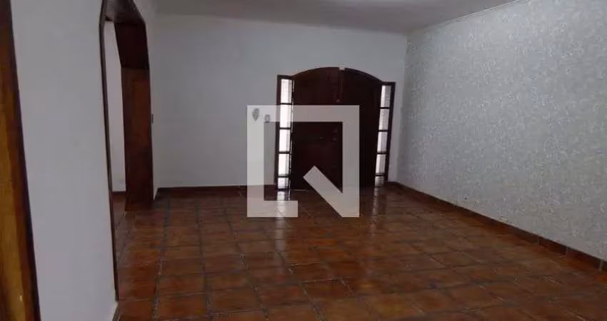 Casa para aluguel - jardim silvia, 3 quartos,  250 m² - embu das artes