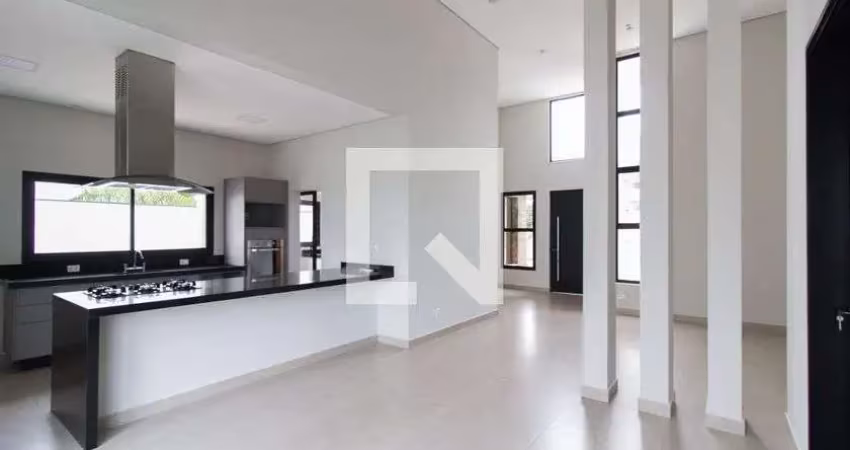 Casa / sobrado em condomínio para aluguel - green valley, 3 quartos,  260 m² - votorantim