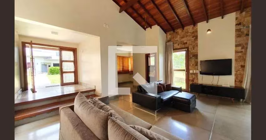 Casa / sobrado em condomínio para aluguel - aconchego da serra, 3 quartos,  266 m² - itabirito