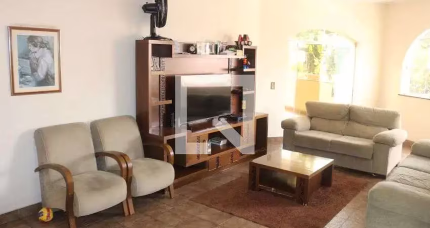 Casa para aluguel - santa maria, 3 quartos,  550 m² - são caetano do sul