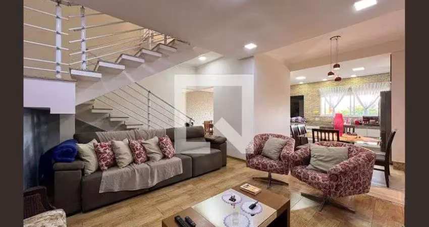 Casa / sobrado em condomínio para aluguel - jardim pinheiro, 3 quartos,  260 m² - valinhos