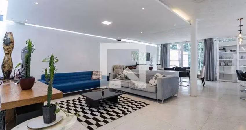 Casa / sobrado em condomínio para aluguel - centro, 2 quartos,  252 m² - mogi das cruzes