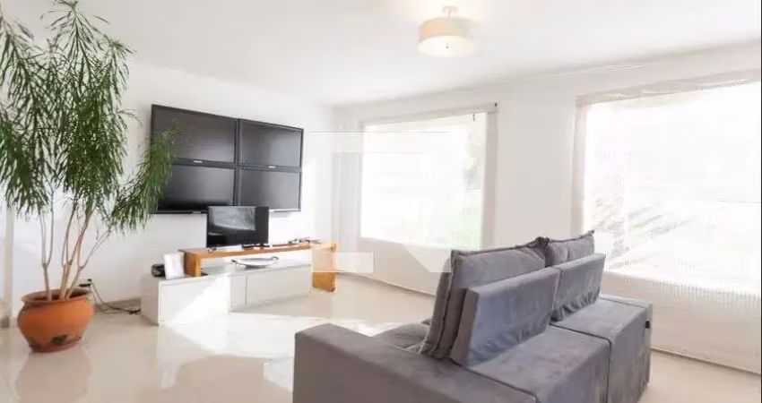 Casa / sobrado em condomínio para aluguel - aconchego da serra, 2 quartos,  295 m² - itabirito