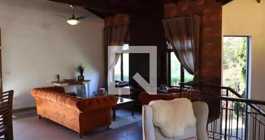 Casa / sobrado em condomínio para aluguel - jardim indaia, 4 quartos,  323 m² - embu das artes