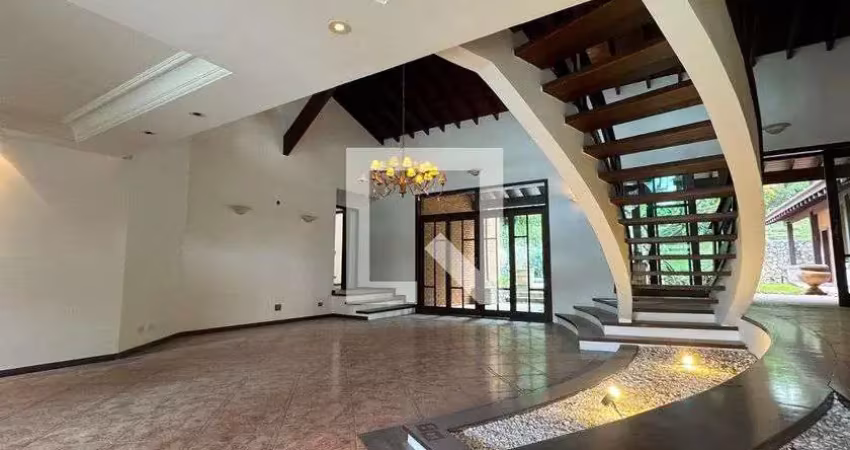 Casa / sobrado em condomínio para aluguel - alphaville, 4 quartos,  583 m² - santana de parnaíba