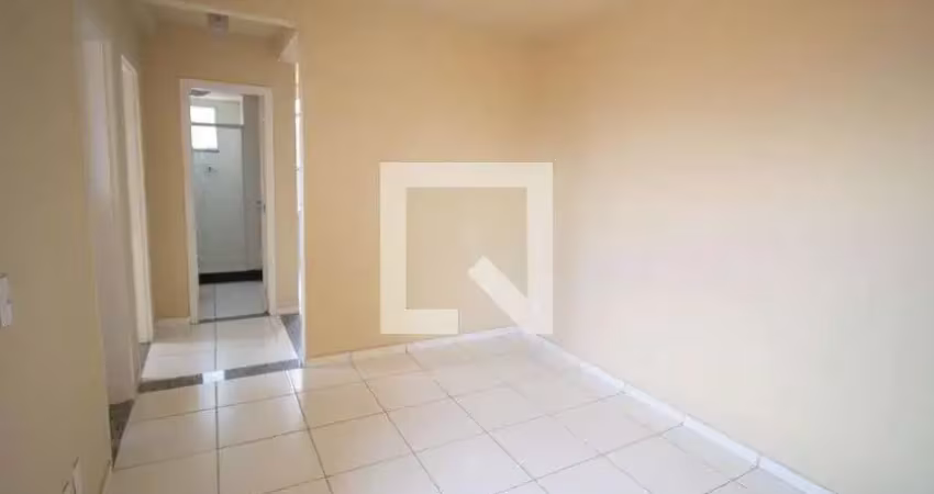 Casa / sobrado em condomínio para aluguel - vila leopoldina, 2 quartos,  45 m² - duque de caxias