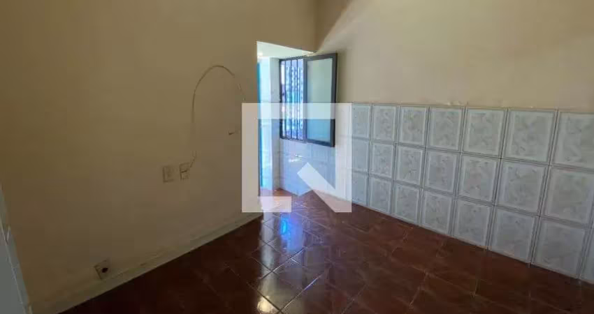 Casa para aluguel - parque fluminense, 2 quartos,  90 m² - duque de caxias