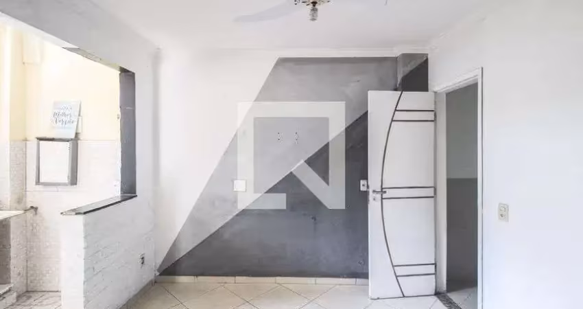 Casa para aluguel - chatuba, 1 quarto,  38 m² - mesquita