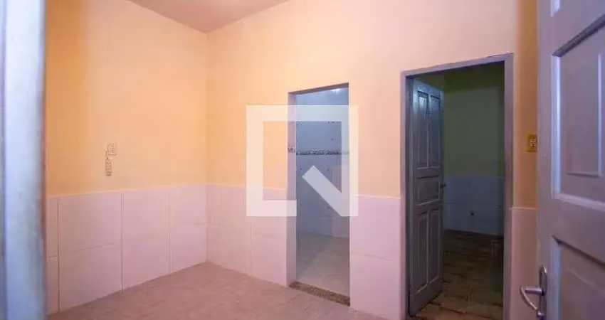 Casa para aluguel - camarão, 2 quartos,  80 m² - são gonçalo