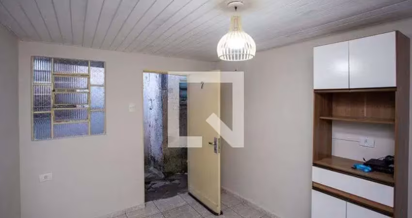 Casa para aluguel - centro, 1 quarto,  25 m² - diadema