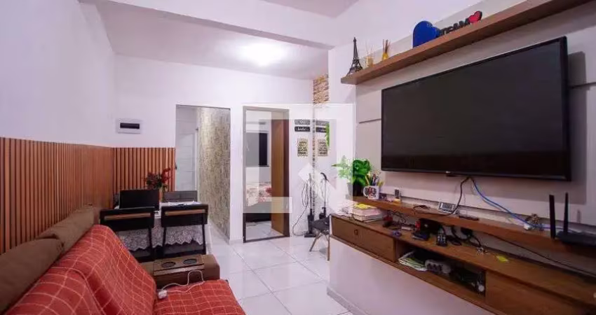 Casa para aluguel - vila três, 2 quartos,  50 m² - são gonçalo