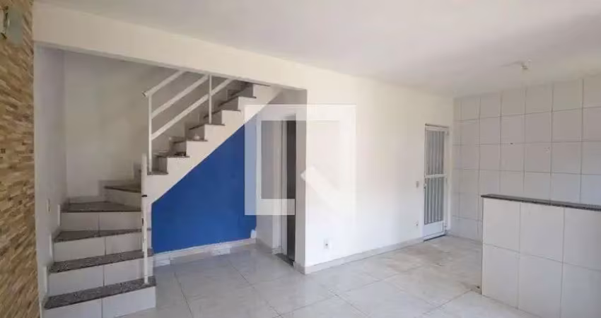 Casa para aluguel - heliópolis, 2 quartos,  109 m² - belford roxo