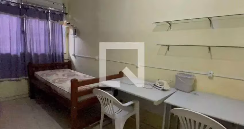 Casa para aluguel - bar dos cavaleiros, 1 quarto,  21 m² - duque de caxias