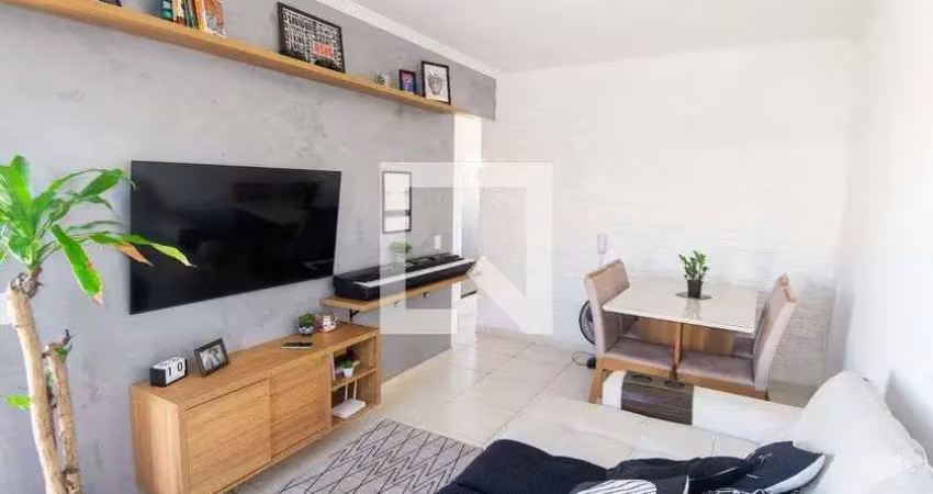 Casa / sobrado em condomínio para aluguel - santa cruz da serra, 2 quartos,  53 m² - duque de caxias