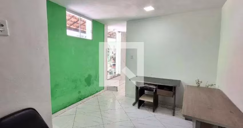 Casa para aluguel - jardim primavera, 1 quarto,  60 m² - duque de caxias