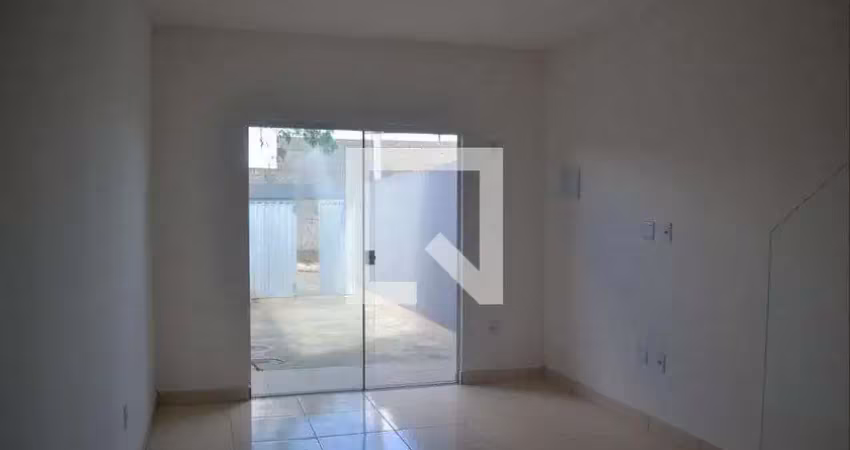 Casa para aluguel - são vicente, 2 quartos,  125 m² - belford roxo