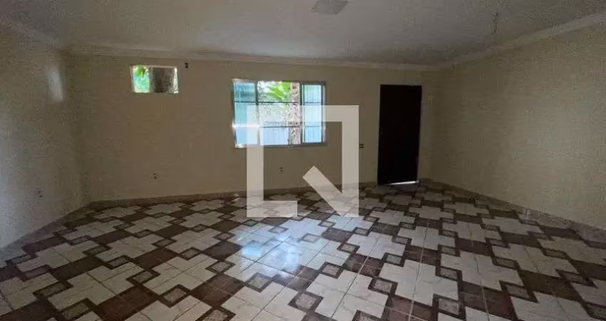 Casa para aluguel - jardim primavera, 2 quartos,  110 m² - duque de caxias