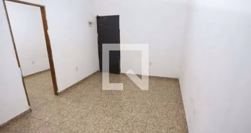 Casa para aluguel - samambaia sul, 2 quartos,  46 m² - brasília