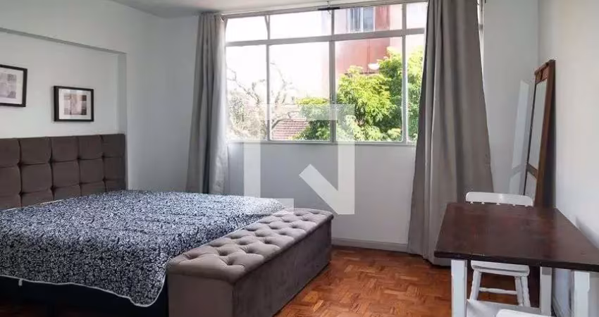 Kitnet / Stúdio para alugar na Rua Martiniano de Carvalho, Bela Vista, São Paulo