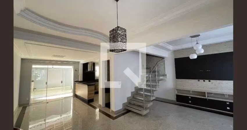 Casa / sobrado em condomínio para aluguel - jardim passargada i, 4 quartos,  125 m² - cotia