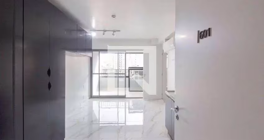 Kitnet / Stúdio para alugar na Rua Ettore Lantieri, Ipiranga, São Paulo