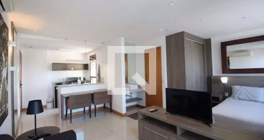 Kitnet / stúdio para aluguel - jacarepaguá, 1 quarto,  38 m² - rio de janeiro