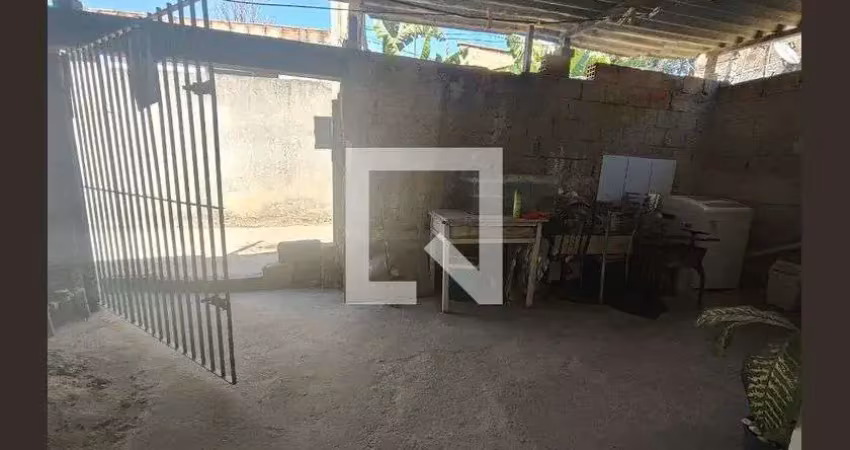 Casa para aluguel - tropical, 2 quartos,  80 m² - contagem