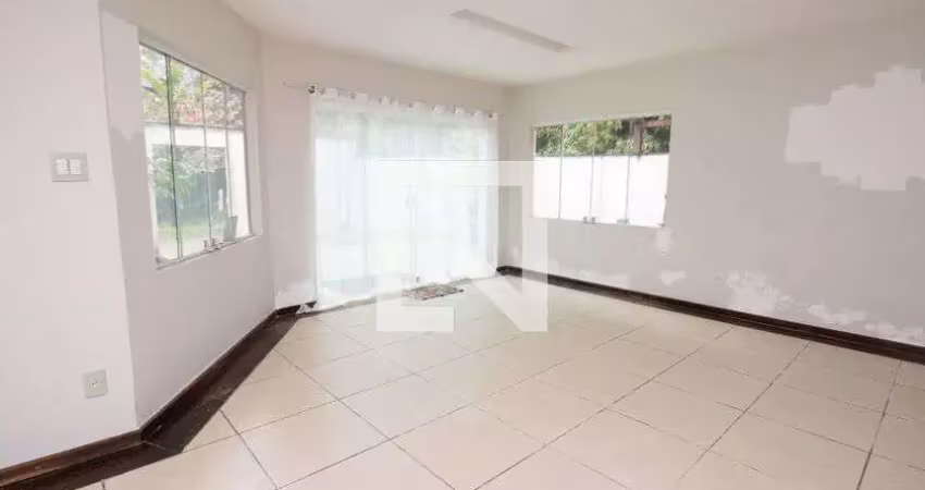 Casa para aluguel - vargem grande, 4 quartos,  230 m² - rio de janeiro