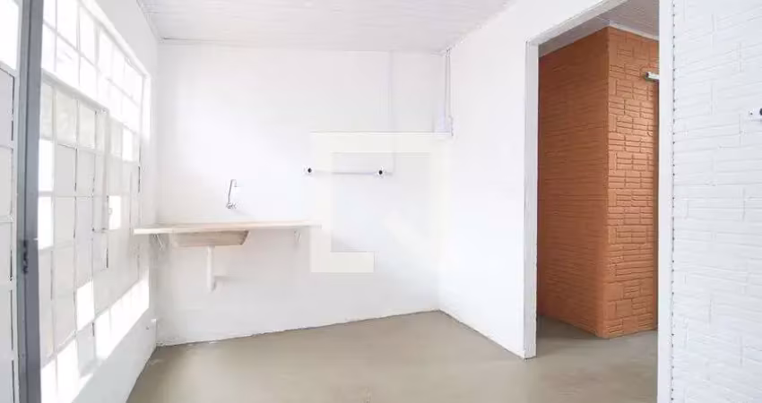 Kitnet / stúdio para aluguel - bairro alto, 1 quarto,  20 m² - curitiba