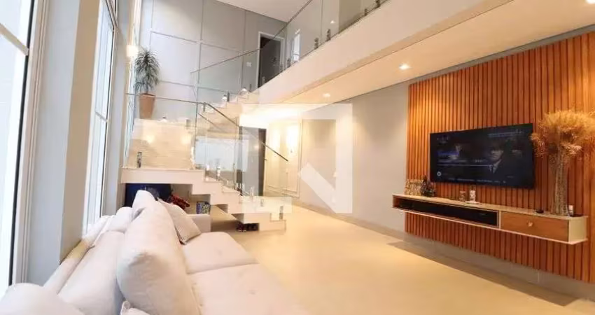 Casa / sobrado em condomínio para aluguel - laranjeiras, 4 quartos,  331 m² - uberlândia