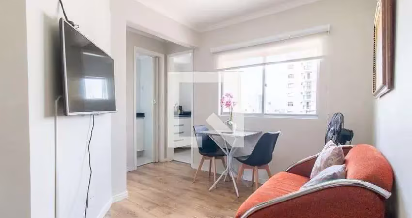 Apartamento para aluguel - centro, 1 quarto,  30 m² - curitiba