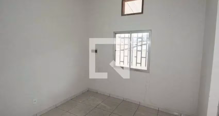 Casa para aluguel - bar dos cavaleiros, 1 quarto,  50 m² - duque de caxias