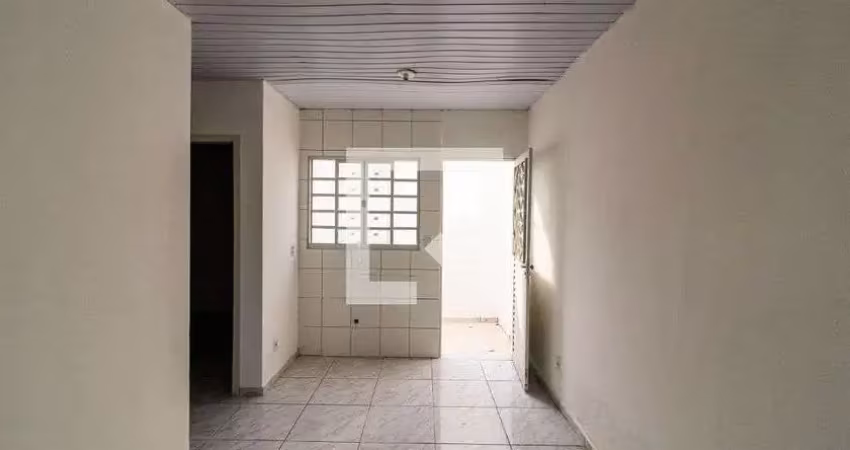 Casa para aluguel - camaquã, 2 quartos,  42 m² - porto alegre