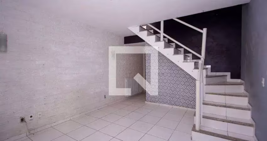 Casa para aluguel - trindade, 2 quartos,  75 m² - são gonçalo