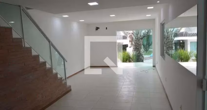 Casa / sobrado em condomínio para aluguel - freguesia , 4 quartos,  180 m² - rio de janeiro