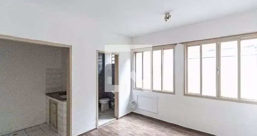 Kitnet / stúdio para aluguel - centro histórico, 1 quarto,  28 m² - porto alegre