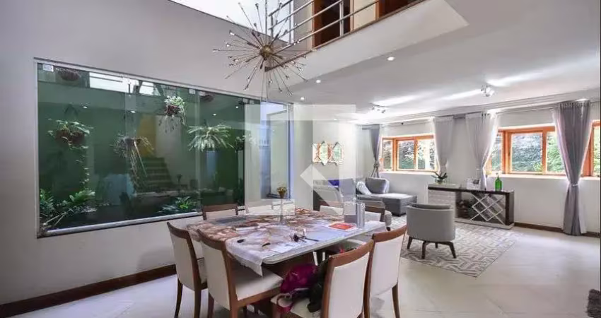 Casa / sobrado em condomínio para aluguel - parque monte alegre, 3 quartos,  250 m² - taboão da serra