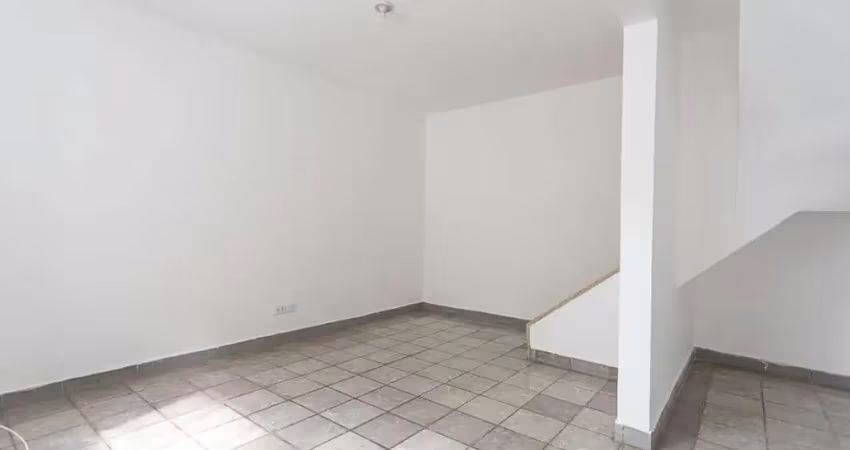 Casa com 2 quartos para alugar na Rua Comendador Sousa, Água Branca, São Paulo