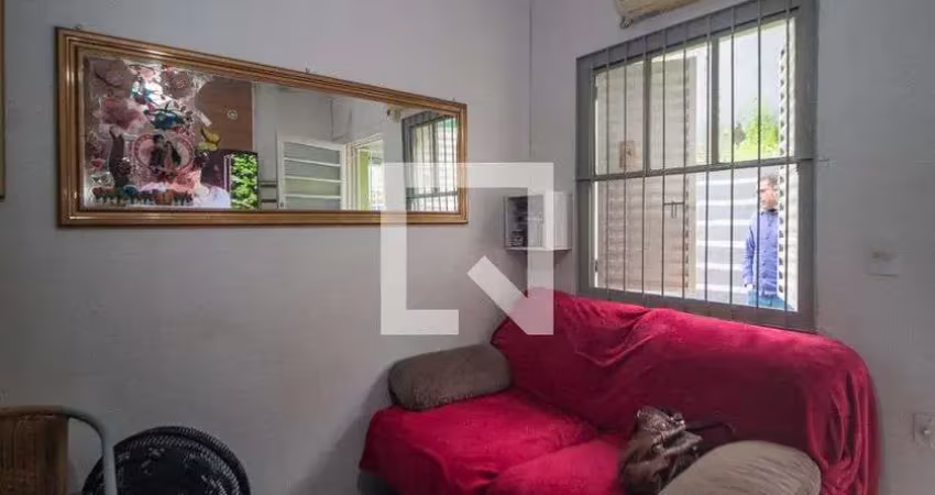 Casa para aluguel - partenon, 2 quartos,  42 m² - porto alegre