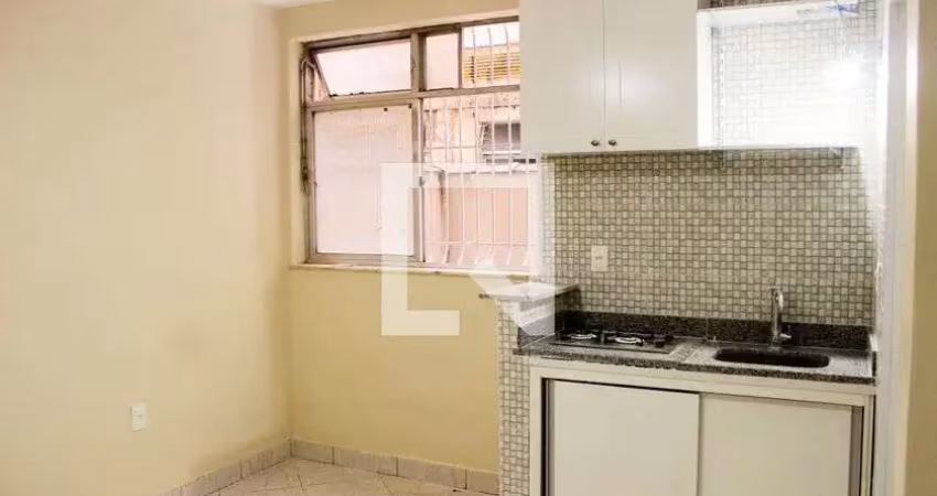 Kitnet / stúdio para aluguel - santa teresa, 1 quarto,  22 m² - rio de janeiro