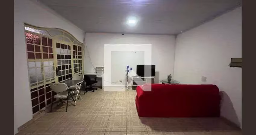 Casa para aluguel - taguatinga, 3 quartos,  130 m² - brasília