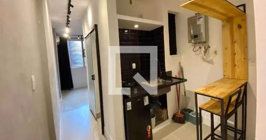 Kitnet / stúdio para aluguel - santa teresa, 1 quarto,  25 m² - rio de janeiro