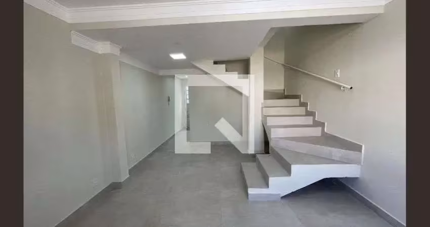 Casa / sobrado em condomínio para aluguel - quinta dos angicos, 2 quartos,  15 m² - cotia
