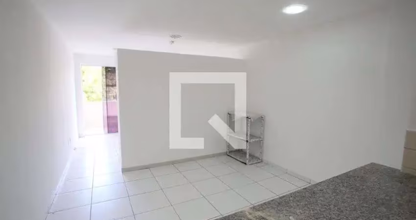 Kitnet / stúdio para aluguel - curicica, 1 quarto,  40 m² - rio de janeiro