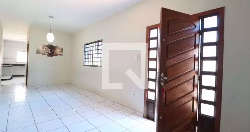 Casa para aluguel - nossa sra. aparecida, 3 quartos,  150 m² - uberlândia