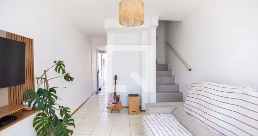 Casa / sobrado em condomínio para aluguel - guaratiba, 2 quartos,  64 m² - rio de janeiro