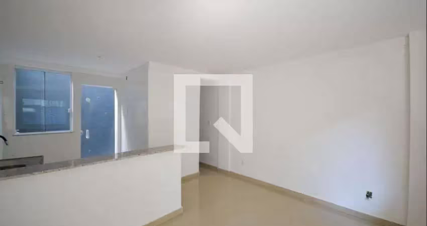 Casa para aluguel - cabral, 2 quartos,  61 m² - nilópolis