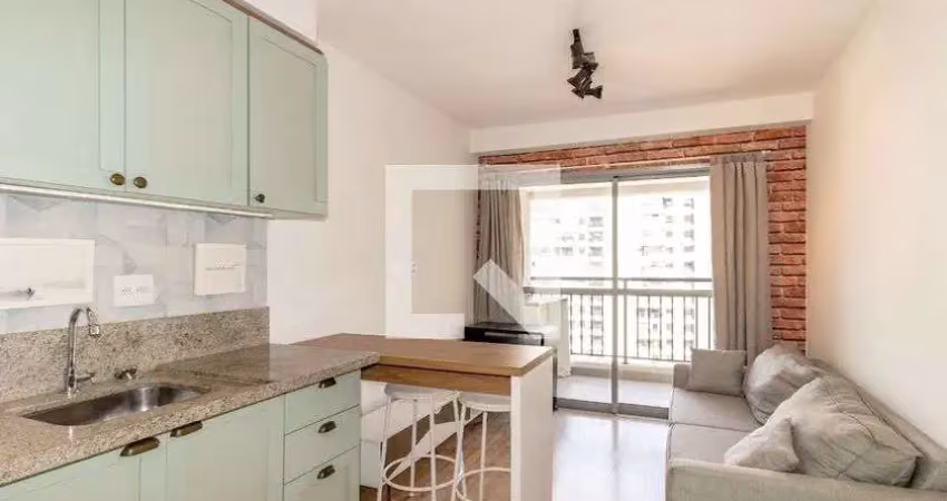 Apartamento com 1 quarto para alugar na Avenida dos Carinás, Moema, São Paulo